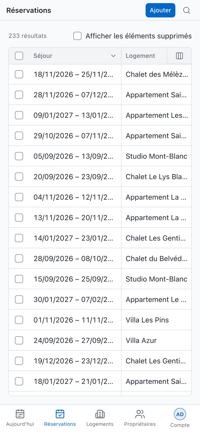 La liste des réservations sur un téléphone.